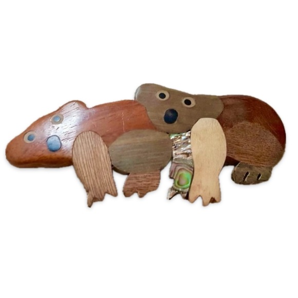 Koala bears wood brooch - Handcrafted Brooch or Necklace you choose - Picture 13 of 15